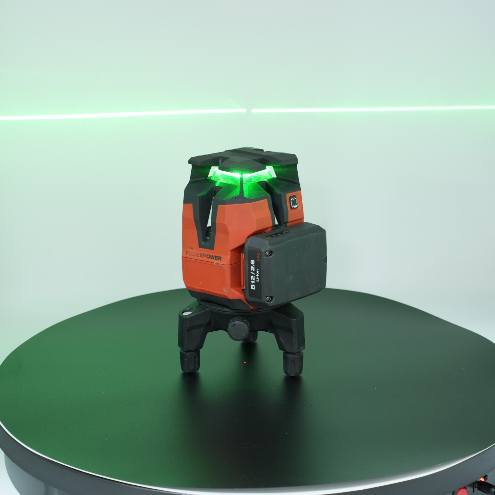 Hilti PM 40-MG Green Laser Level w/ PMA 31G Case Battery Manual Tested Used