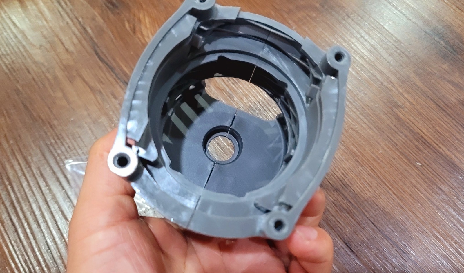 Milwaukee MOTOR HOUSING FOR 2807-20 1/2″ M18 FUEL Right Angle Drill 23-16-1055
