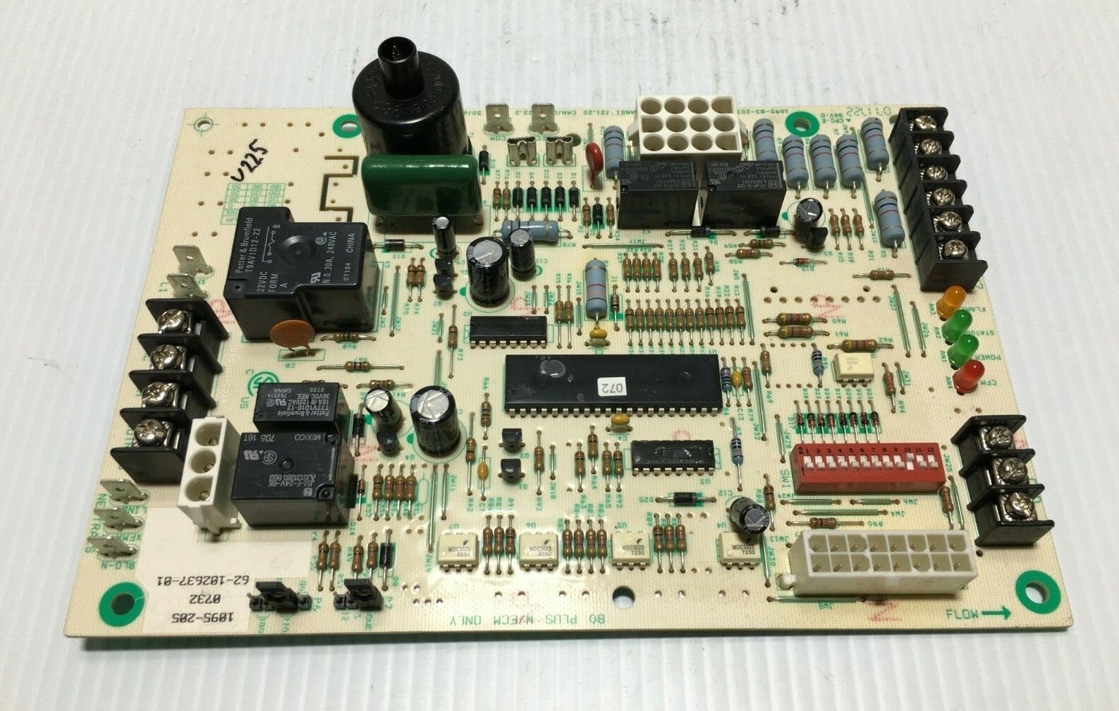 Rheem Ruud Weather King 62-102637-01 Furnace Control Board 1095-205 used #V225