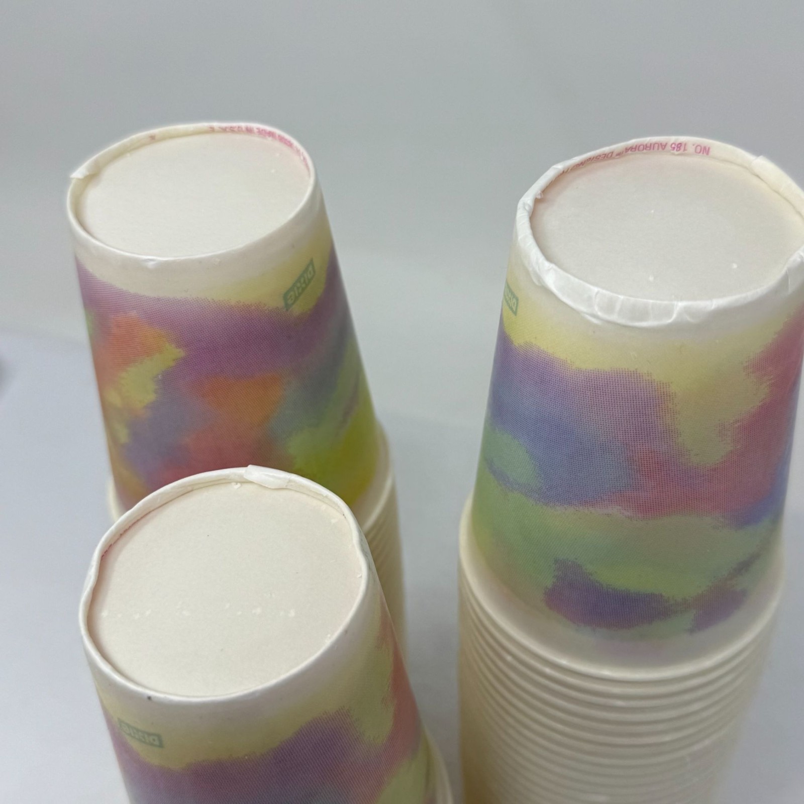 VTG 90s Dixie Paper Drinking Cups 9oz Pastel Watercolor Cold Drinks Kitchen