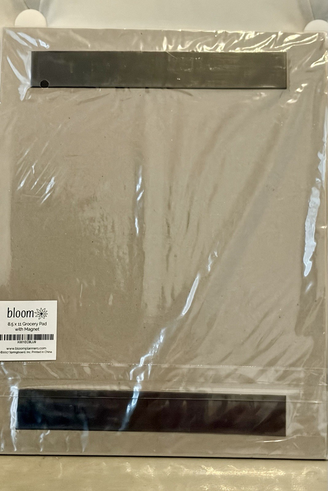 Bloom Weekly Meal Plan & Grocery List Pad 8.5 x 11 in with Magnet