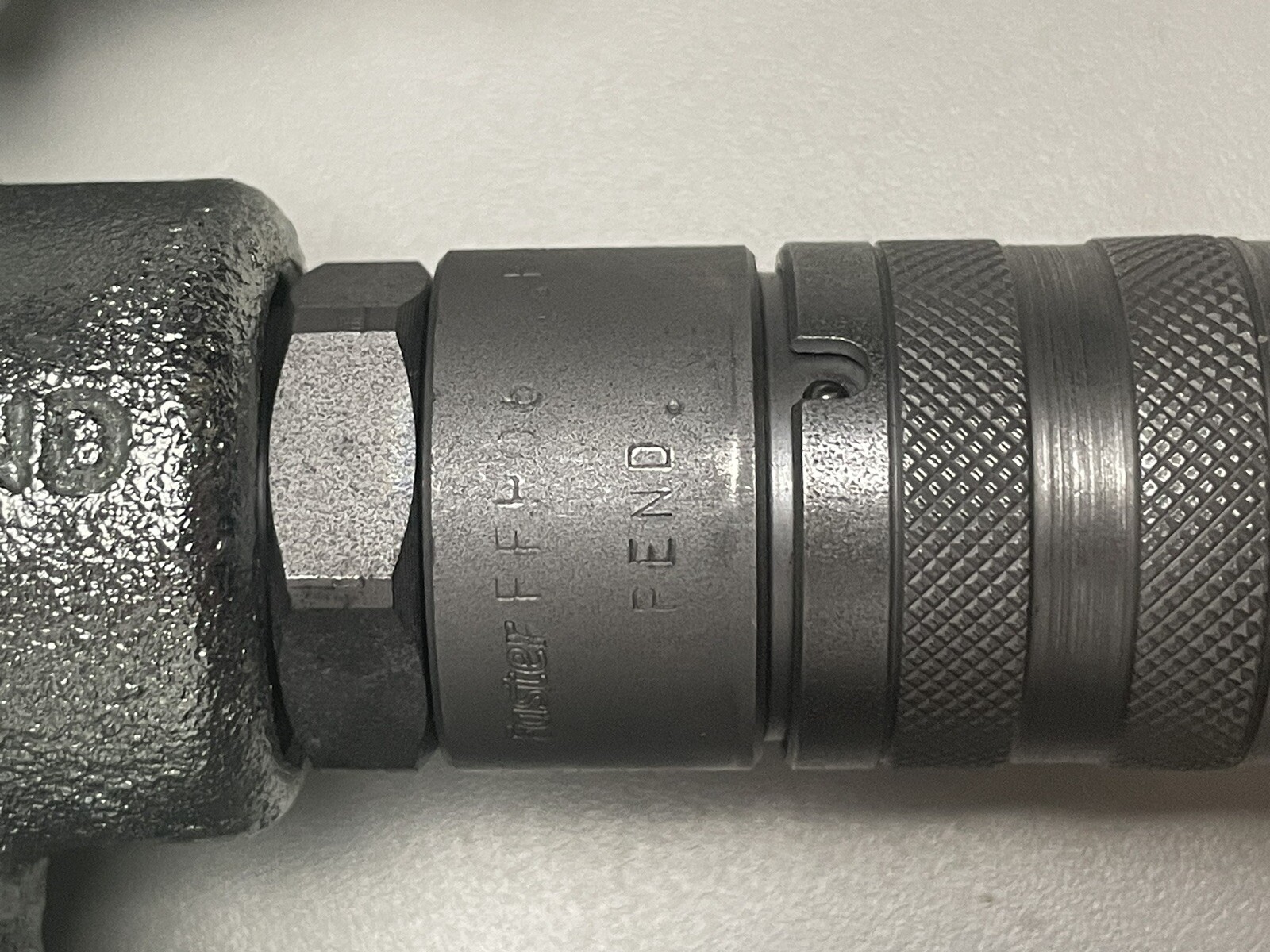 Hydraulic flat face Manifold