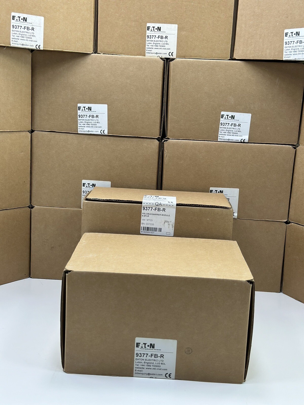 EATON 9377-FB-R FIELDBUS BARRIER MODULE 6-SPUR VER: MT03
