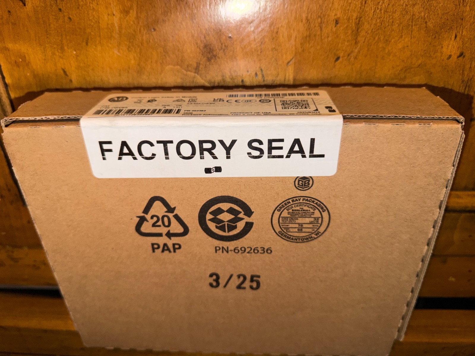 AB 1756-OBV8S/A in Box AB ControlLogix Safety Output BRAND NEW-FACTORY SEALED US