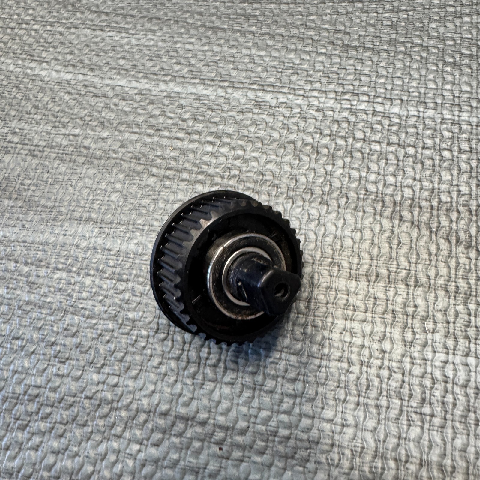 Dyson DC41/DC65/UP13/UP14/UP20 Brush Spindle & Belt Driven Gear 4 Cleaner Head