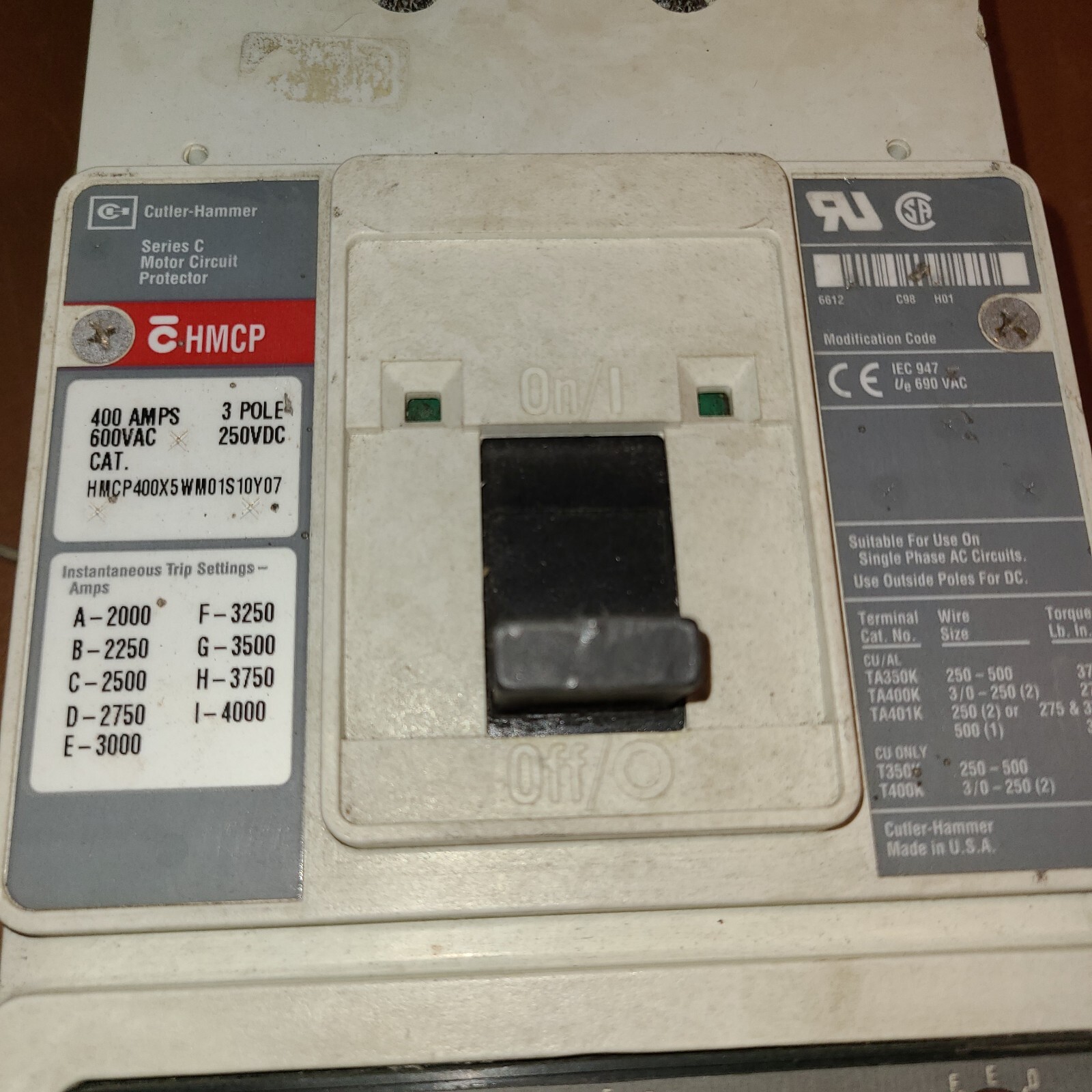 CUTLER-HAMMER 3 POLE 400AMP MOTOR CIRCUIT PROTECTOR HM2P400X5WM01S10Y07. S423