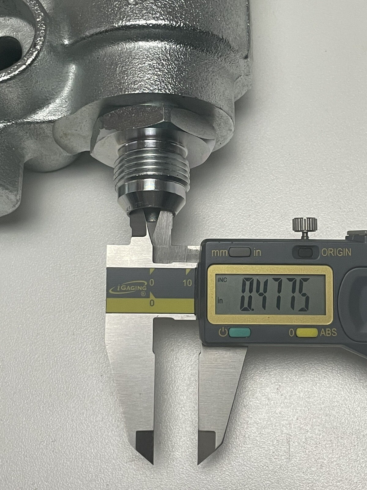 Hydraulic flat face Manifold