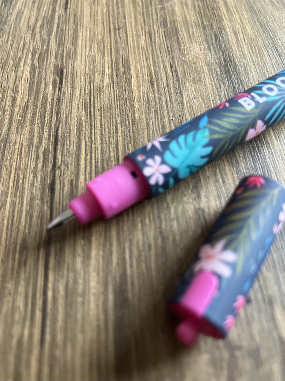 Legami FLORA/BLOOM YOUR OWN WAY 🌷Erasable Gel,TURQUOISE (1 PEN)DISCONTINUED
