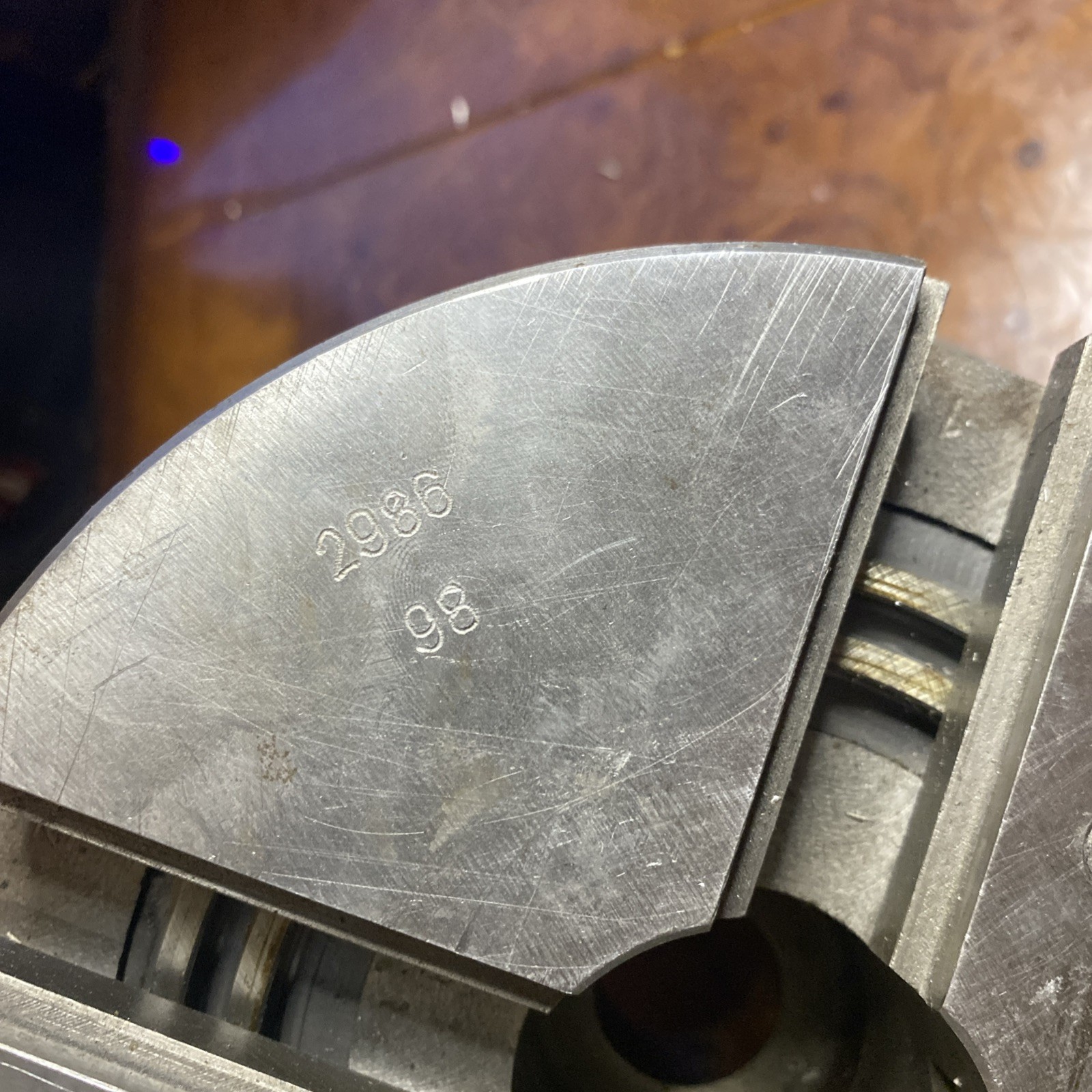 Bison Manual Lathe Chuck: 3605-6-1/4″, 4 Jaws, Self-Centering, 3000 RPM & Base