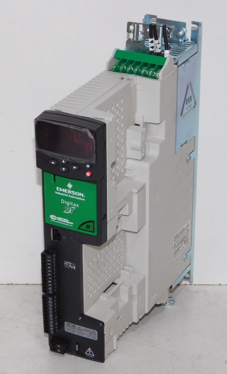Emerson Control Techniques DST1403 Digitax ST Servo Drive VFD Nidec 3098-0016