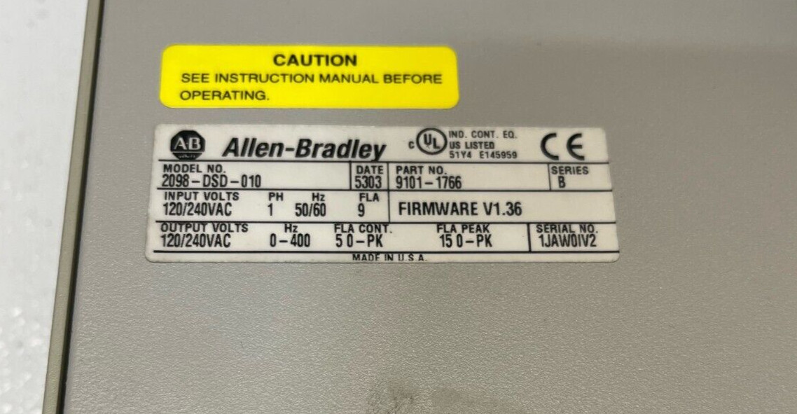 Allen-Bradley Ultra3000 Servo Drive 2098-DSD-010 SER B 9101-1766 Firmware V1.36