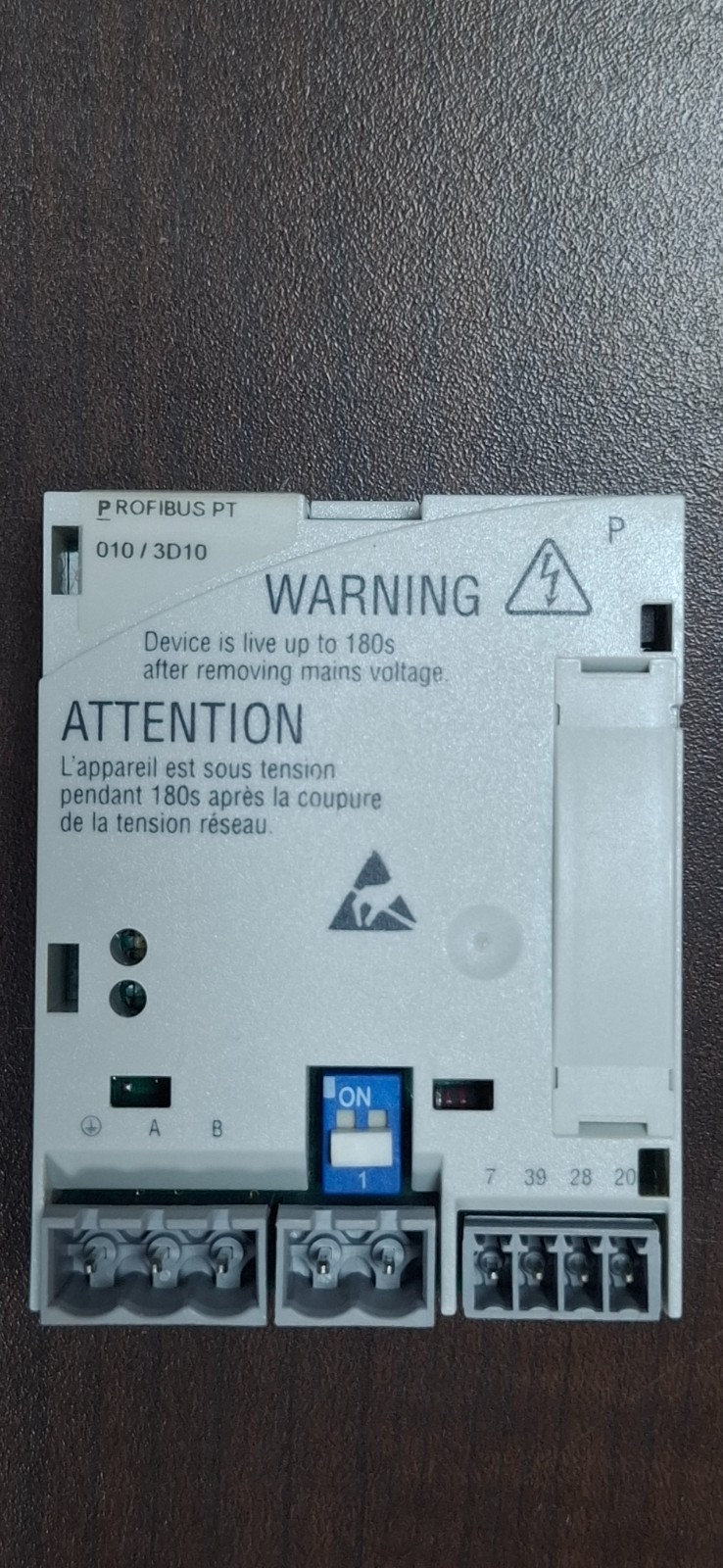 Lenze 8200 PROFIBUS PT Function I/O module Type: E82ZAFPC010 – New Open box.
