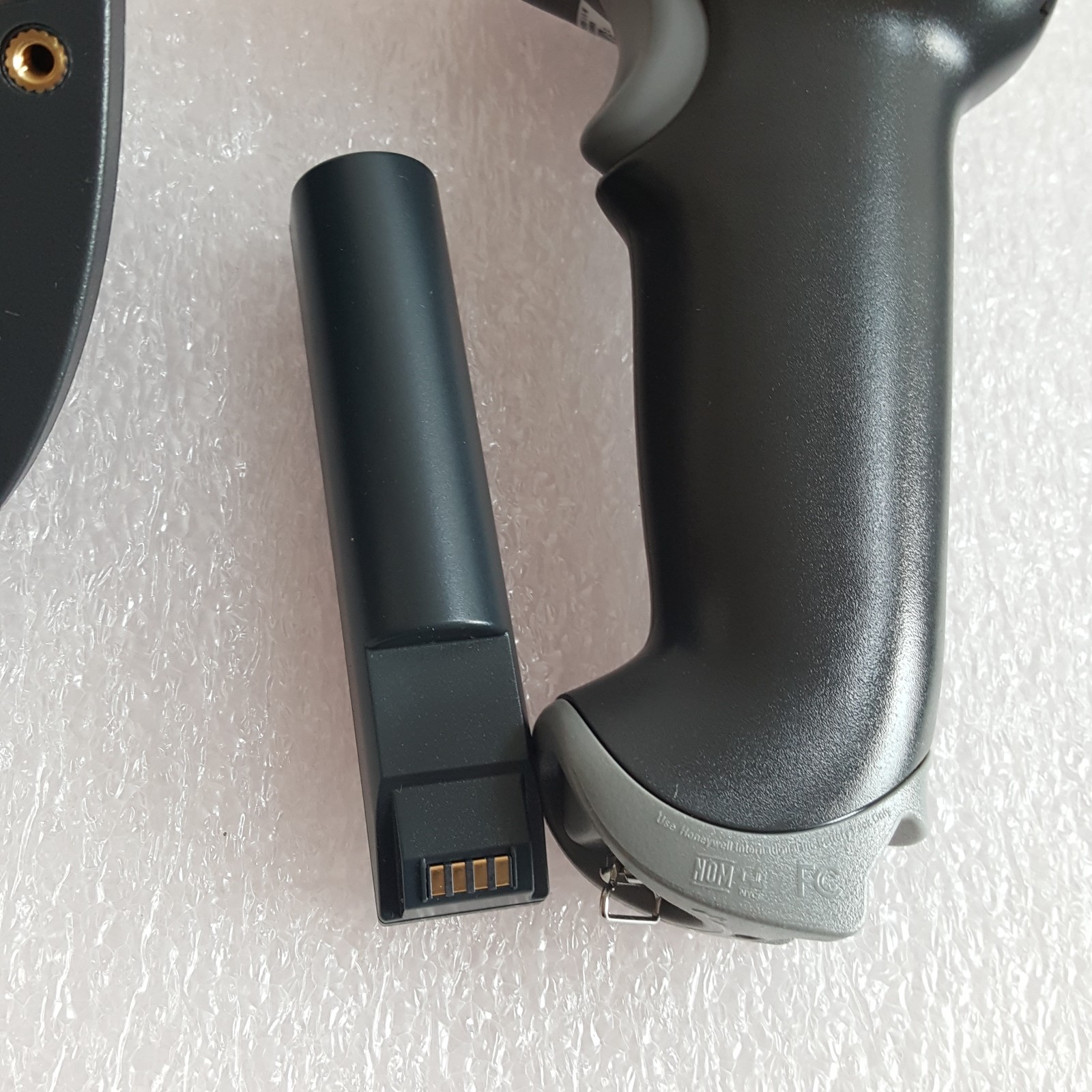 Honeywell Voyager XP 1472g Barcode Reader 1472G2D-2USB-5-R-