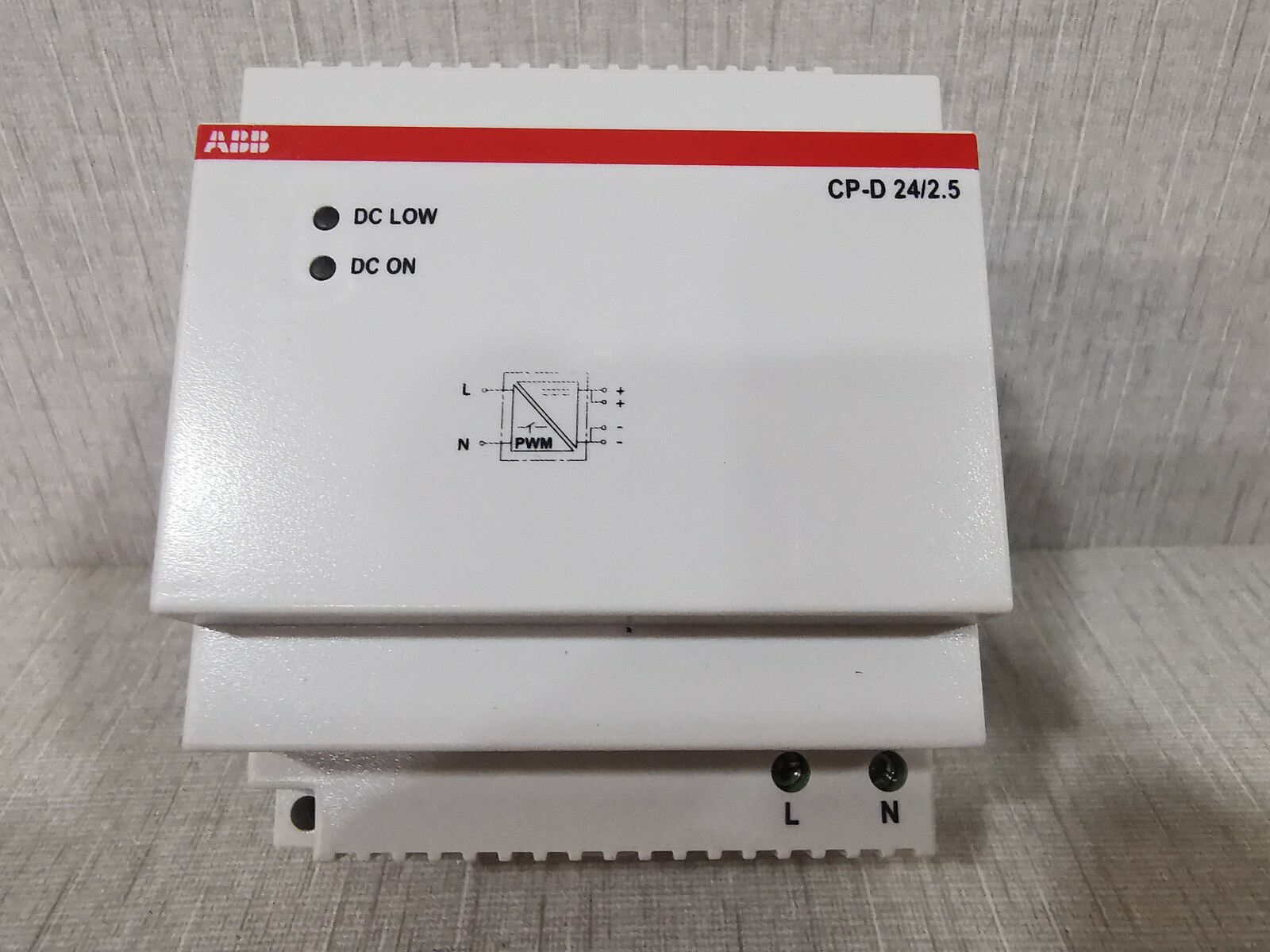 ABB CP-D 24/2.5 Prion Power Supply 2CDG120037R0011