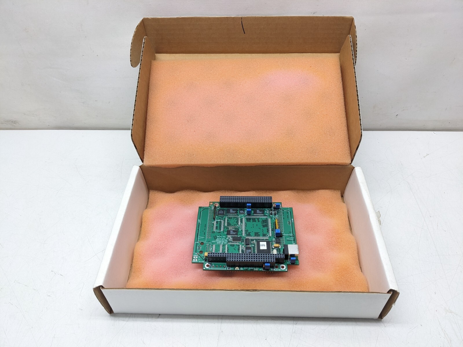 Delta Tau PMAC2-PC/104 Axis Motion Controller