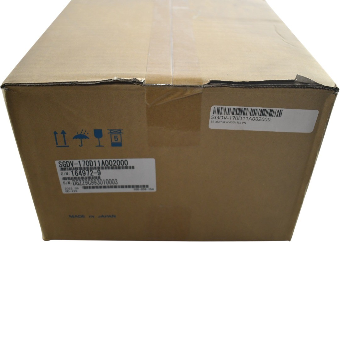 NEW Yaskawa SGDV-170D11A002000 Sigma 5 SERVOPACK AC Servo Drive 5kW 400V