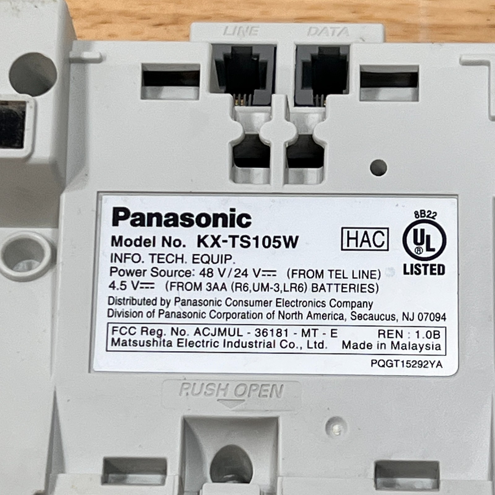 Panasonic KX-TS105W White Advanced ITS Corded Desk Telephone Tested Works