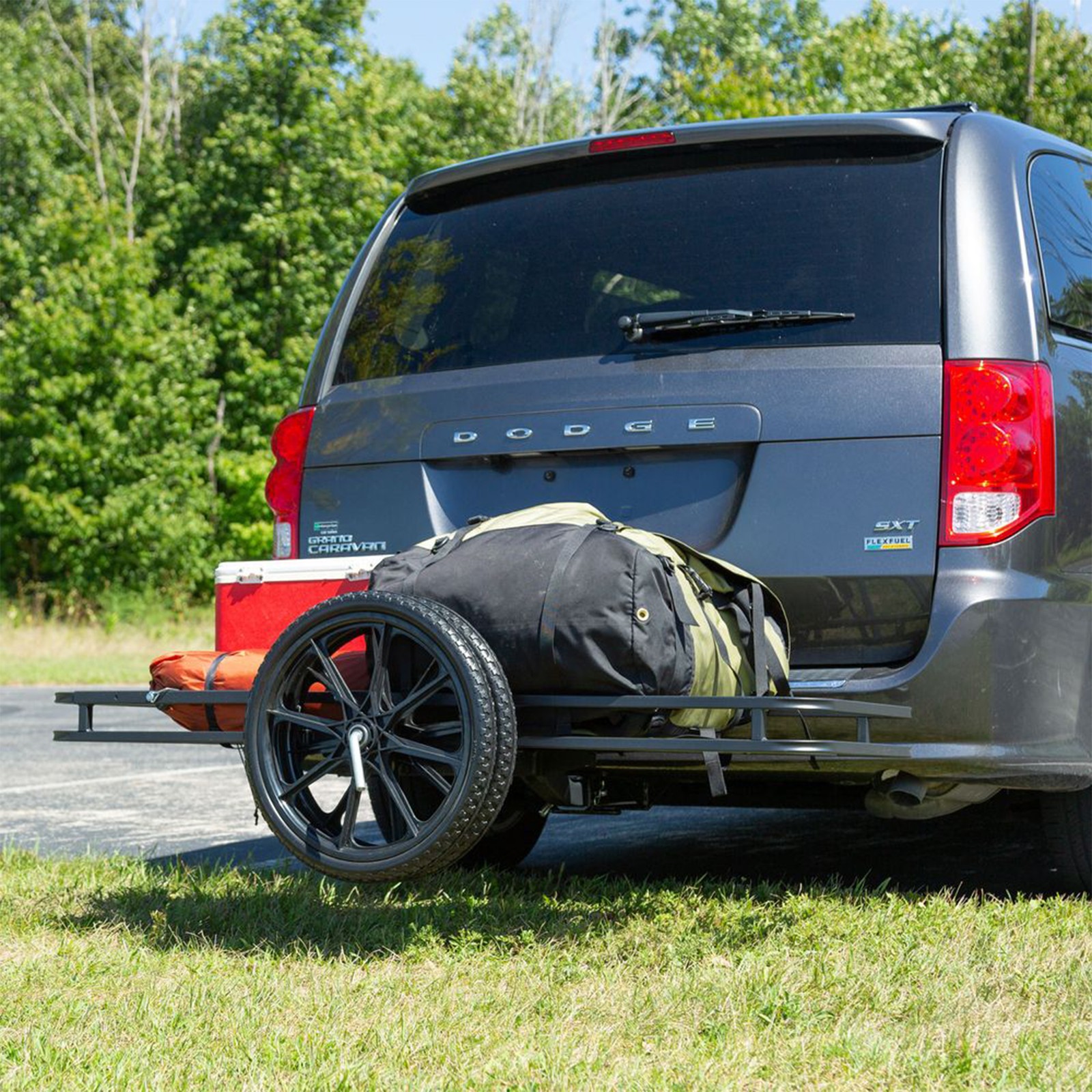 Elevate Outdoor Hitch-Mounted Cargo Carrier and Game Cart w/ 500lbs Cap. (Used)