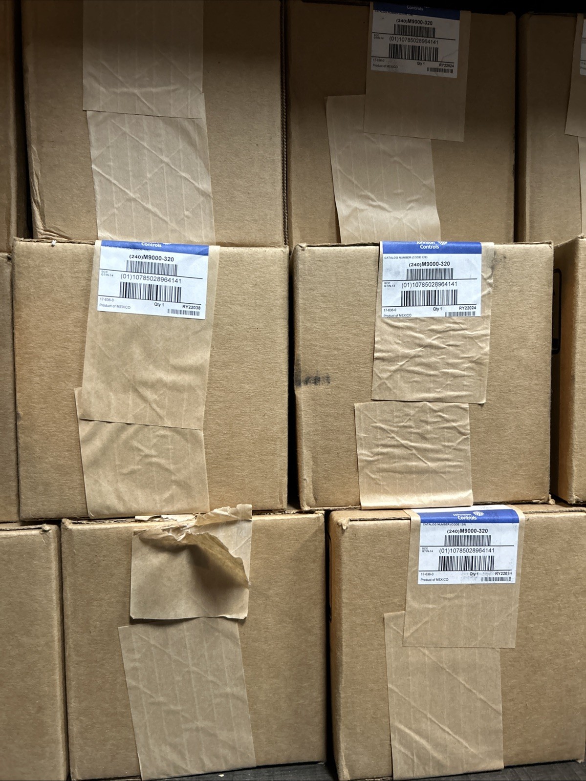 Johnson Controls M9000-320 M9200 Series Enclosure, Single Actuator 1/2” Shaft