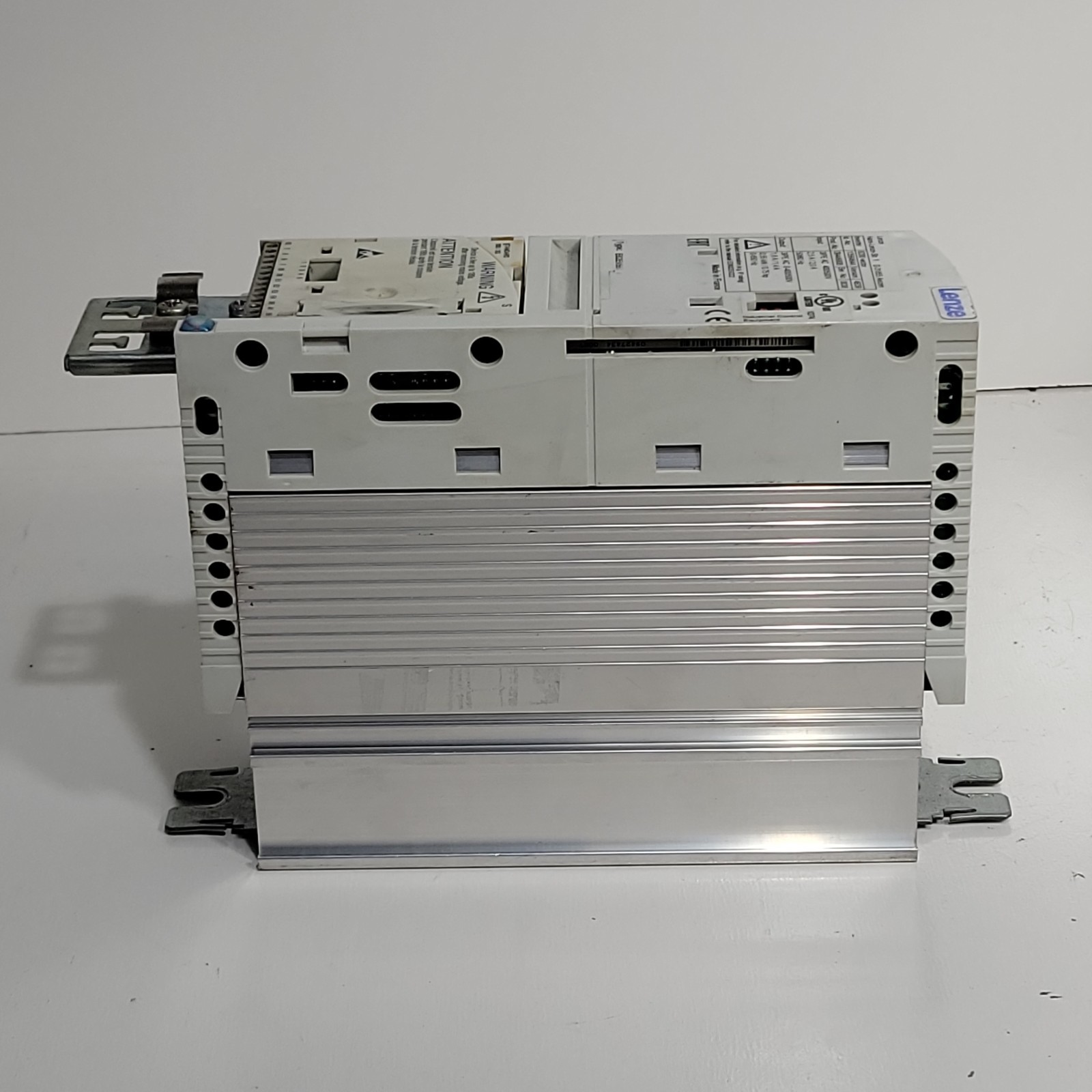 Lenze D-31855 8200 Vector Inverter Electric Automation System Module Unit