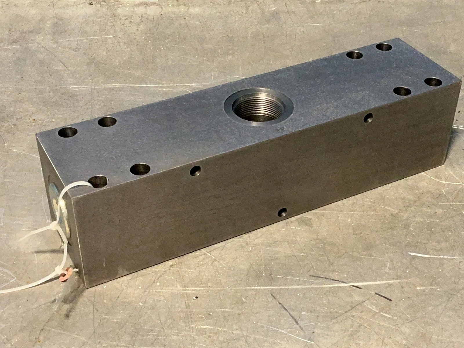 HYDRAULIC MANIFOLD
