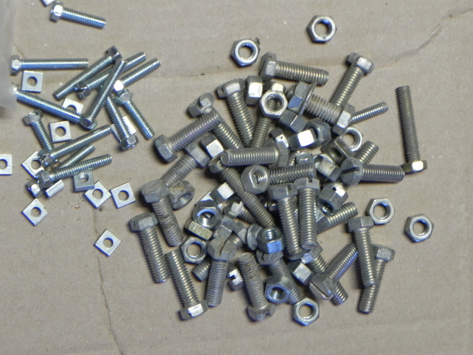 B-Line/ Super -Trut/Globe Pipe Clamps; 49 B-line 1/2″.61 G-7511-4″.25 B-Line 1″