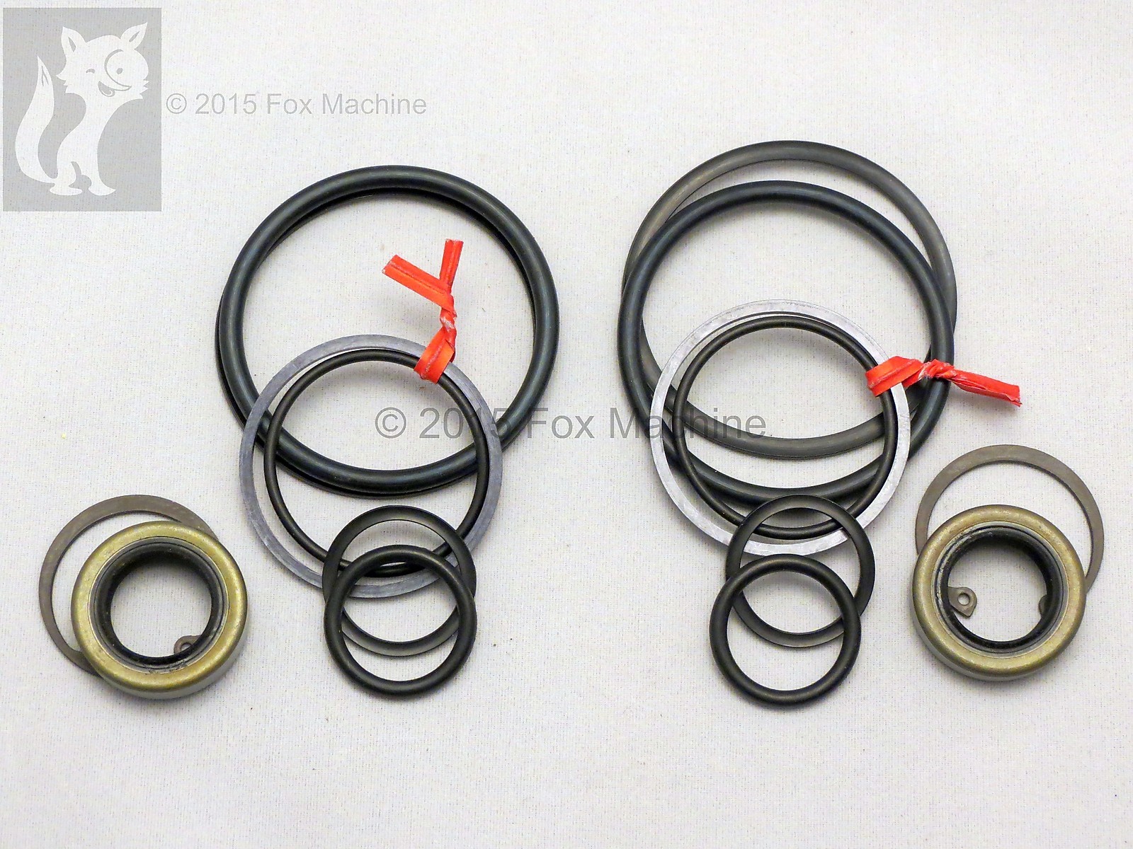 Seal Kit PAIR for Ford Steering Cylinders 555 655 755 + with.685″ rods