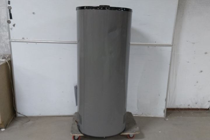 Rheem-Ruud G75-75N-3 73 Gal Tank Capacity Commercial Gas Water Heater
