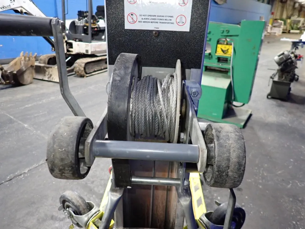 SUMNER MANUFACTURING CO 2118 CONTRACTOR LIFT 18 FT / 650 LBS 02260540009