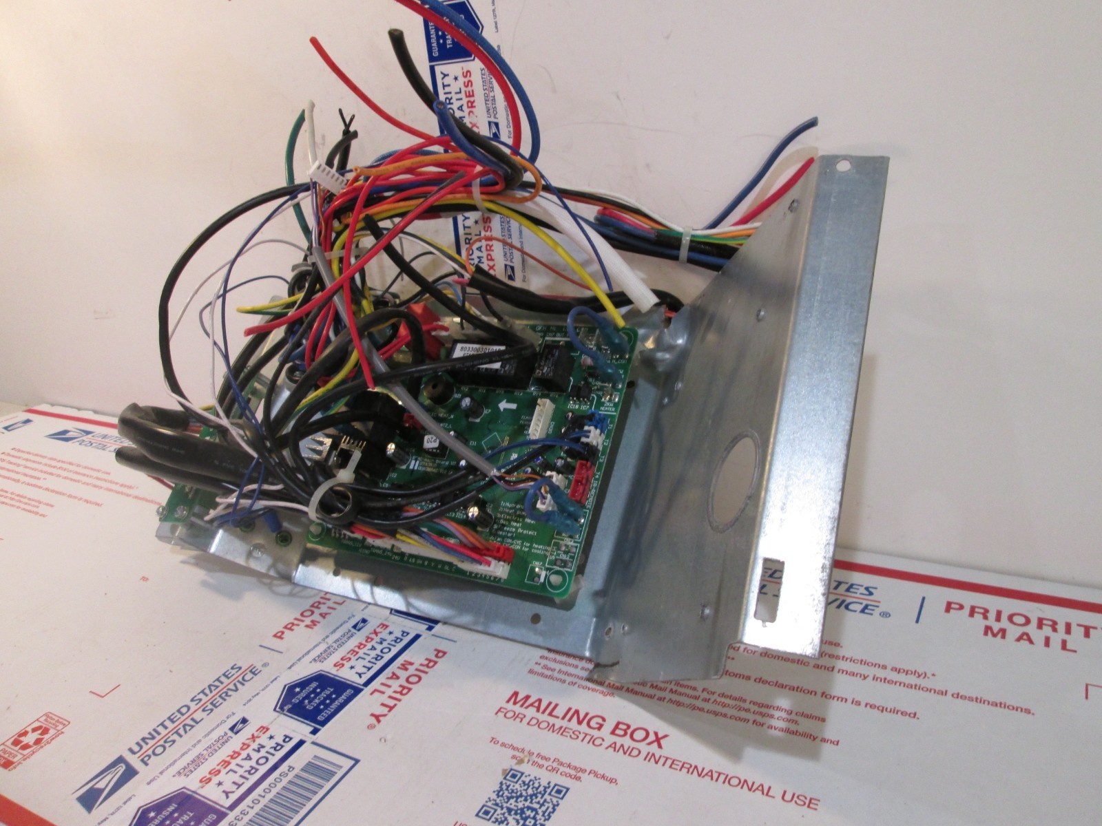 ISLANDAIRE 803300301015 Main Control Circuit Board PTAC-MB-C-F1 used P20/PP03