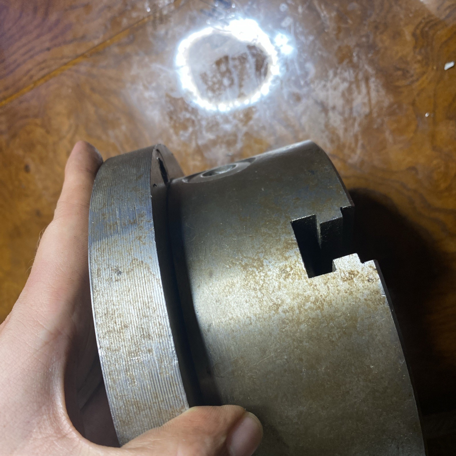 Bison Manual Lathe Chuck: 3605-6-1/4″, 4 Jaws, Self-Centering, 3000 RPM & Base