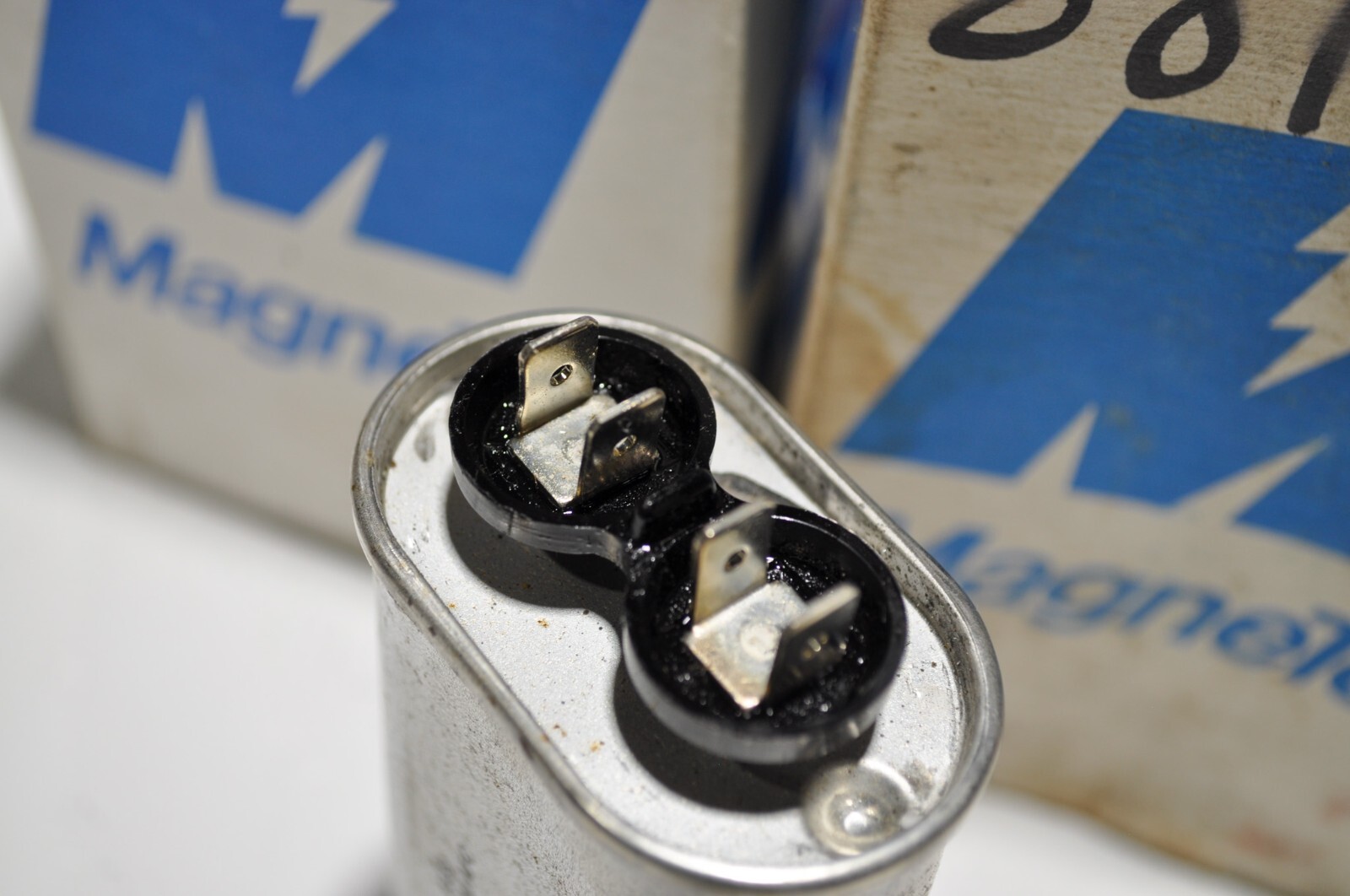 -Lot of 2- Magnetek 2407 Oval Capacitor 12.5MFD 370VAC