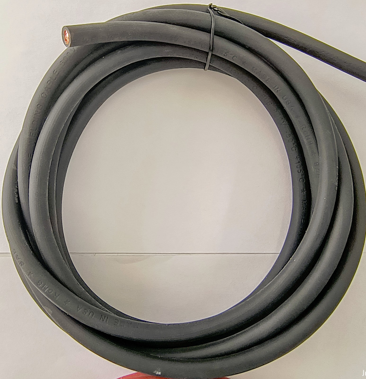 TRUE® 4 Gauge AWG 25 Ft Black + 25 Ft Red Flexible Copper USA Welding Cable