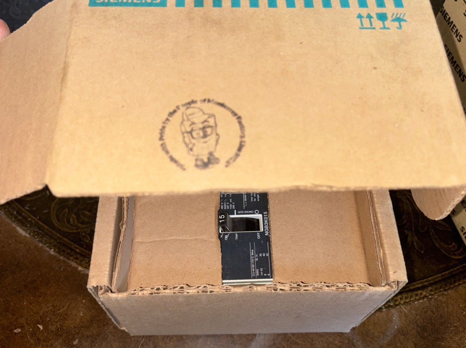 Siemens NGB3K015B 3 Pole 15 Amp Circuit Breaker 480V Made In Mexico NGB2