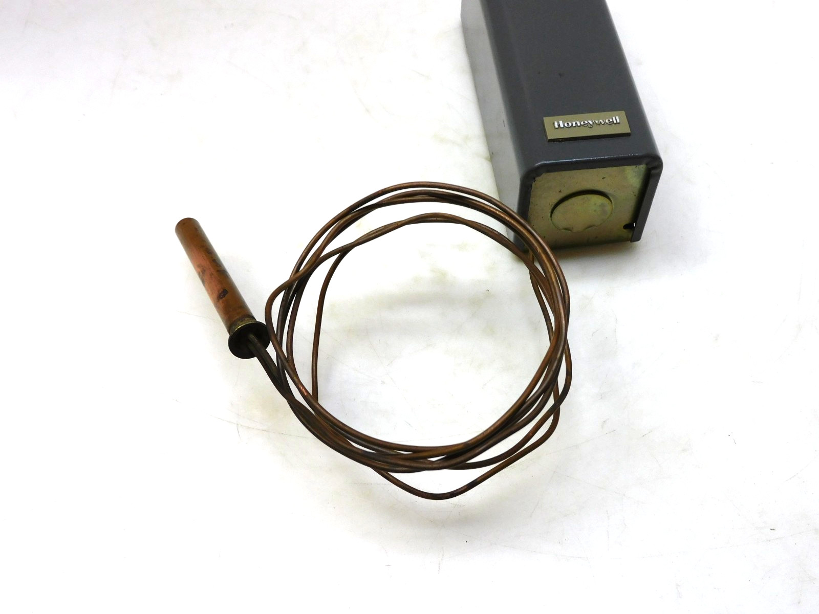 Honeywell L4008B 1013 AquaStat Temperature Control 100-240°F