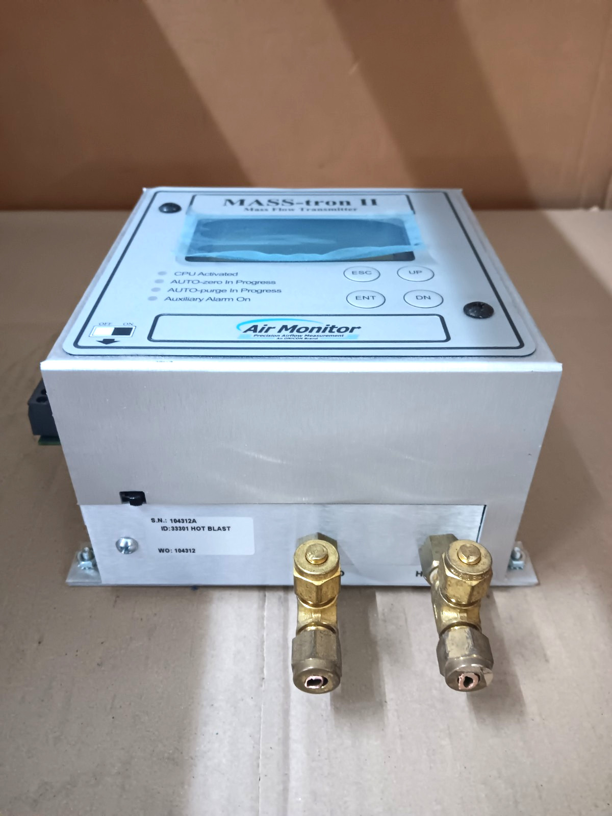 AIR MONITOR CORP MASS-TRON-II Mass Flow Transmitter 24 VAC/DC