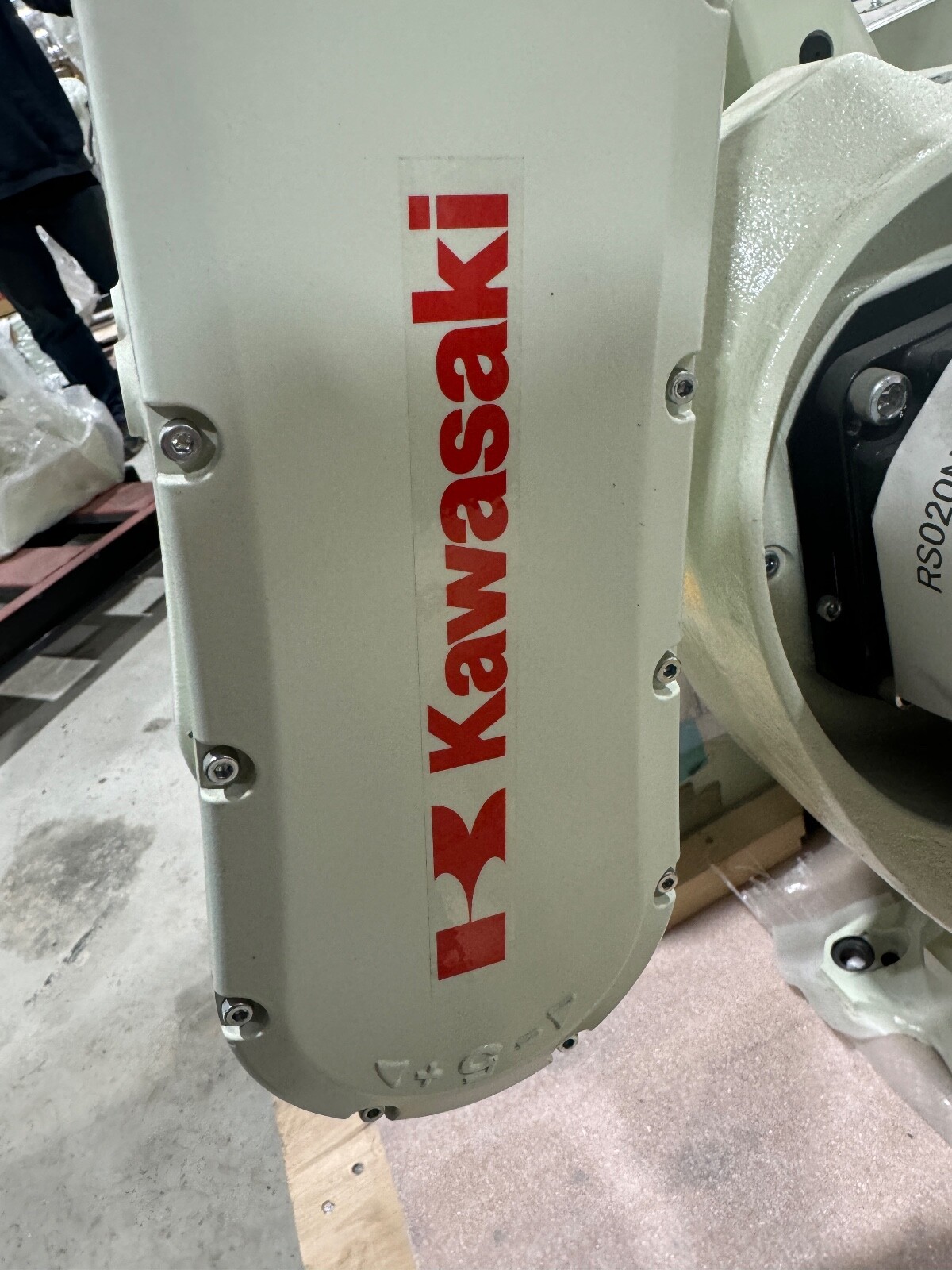 2022 Kawasaki RS020N 6 Axis Robots New Never Used Payload 20 KG x 1725 MM Reach