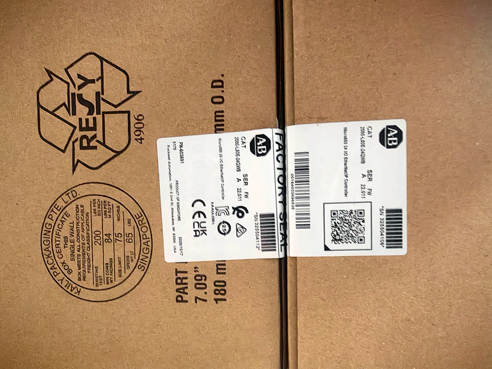 2025 New Allen-Bradley 2080-L50E-24QWB /A Micro850 24 I/O EtherNet/IP Controller
