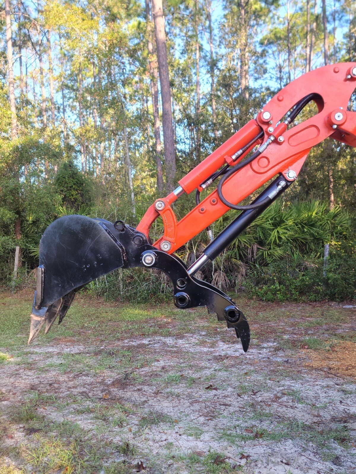 KUBOTA KX018 U15 U17 U20 PIN ON HYDRAULIC MINI EXCAVATOR THUMB