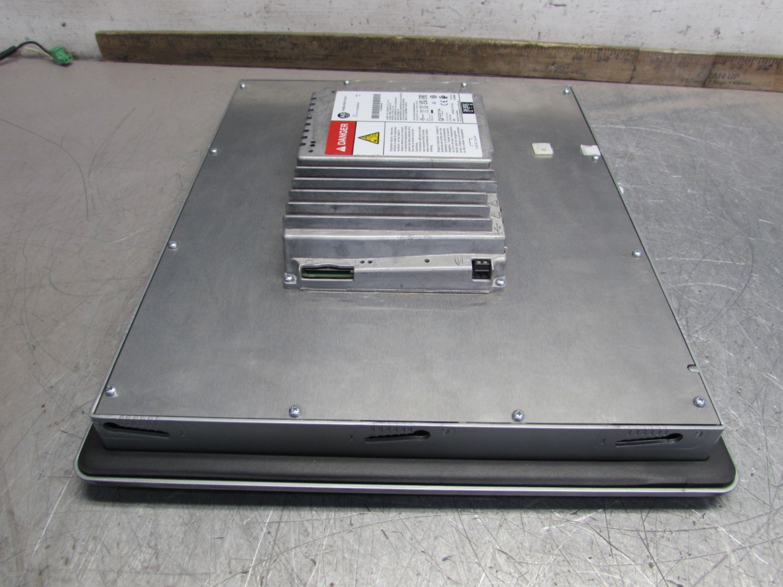 Allen Bradley 2711P-T15C22D9P-B , PanelView Plus 7 , Clean Takeout! MAKE OFFER!