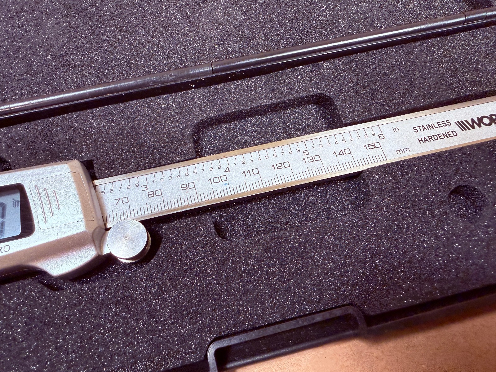 Workzone Digital Caliper 6″ – 150mm Stainless Hardened in Case – New Battery