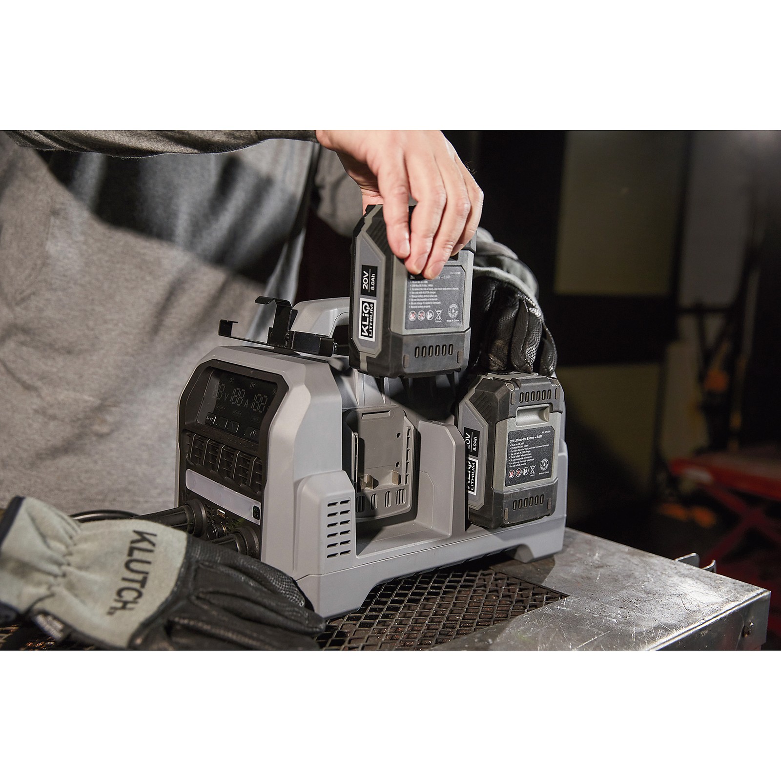Klutch Cordless Welder Kit, KLiQ 20V, 200 Amps, 4-Pack 8.0Ah Batteries,