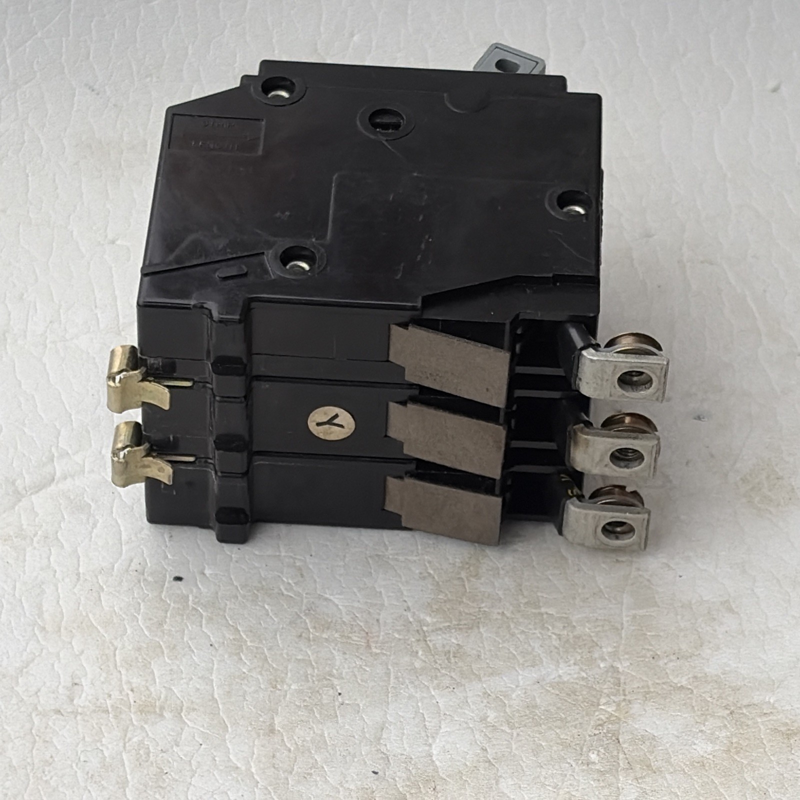 Cutler Hammer CHB360 60 Amp 3 Pole CHB Circuit Breaker Bolt On Metal Hook foot