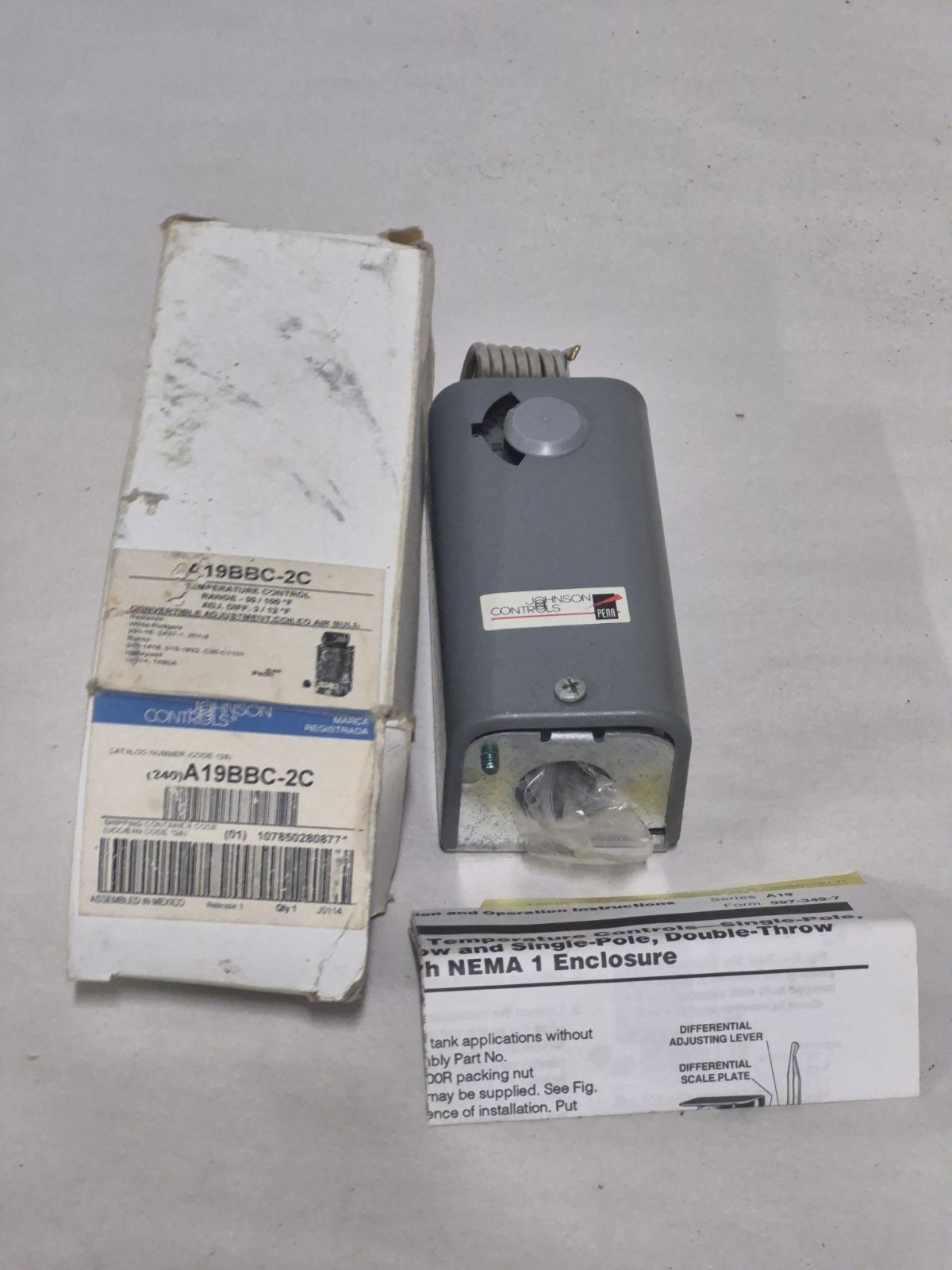 NEW Johnson Controls Penn A19BBC-2C Temperature Control