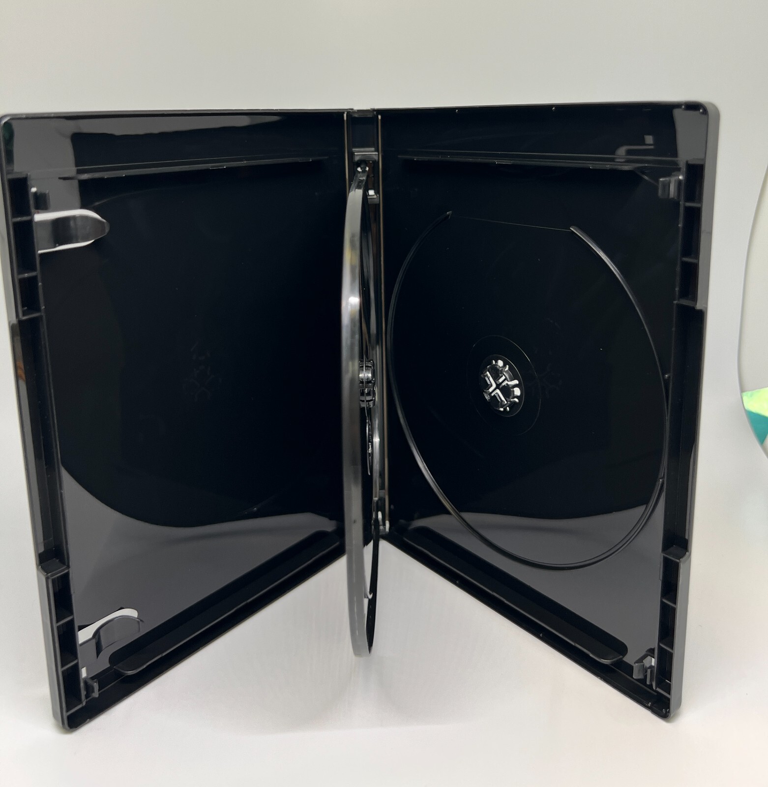 NEW! 10 14MM 4K ULTRA HD 3 – BLURAY CASE, DVD CASE WITH CLIPS, BLACK, QJ300