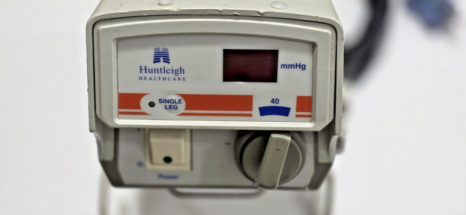 Huntleigh Flowtron Excel AC550 with hoses and calf garments(2)