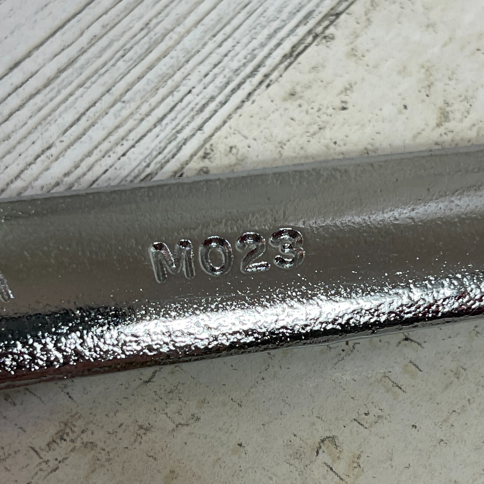 Gray Canada 23MM Combination Open and 12 Pt Box End Wrench MO23