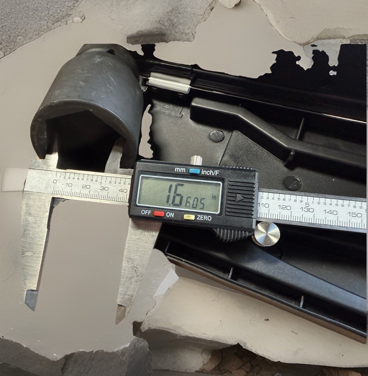 12″ LCD Screen Digital Vernier Caliper Micrometer Frac/MM/SAE Manufacturing