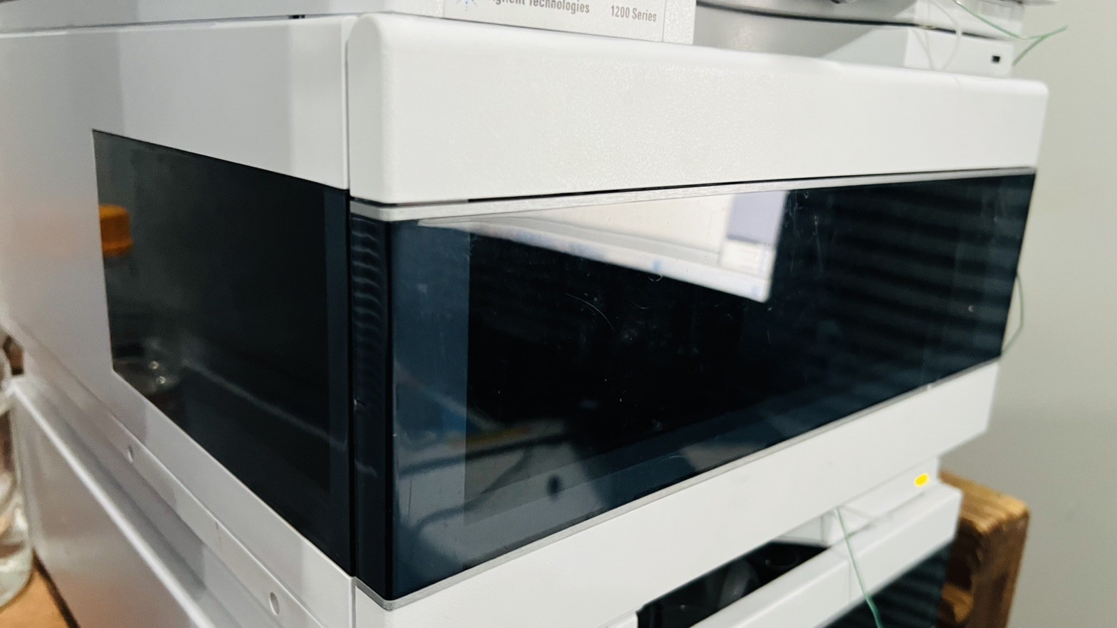 Agilent HP 1100 G1377A Micro WPS Autosampler with 60days WARRANTY.
