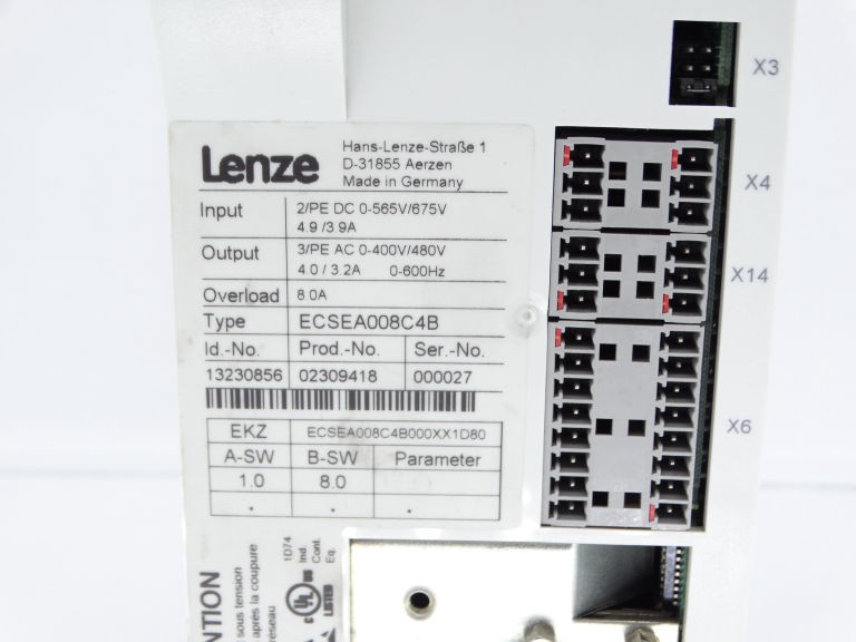 LENZE ECSEA008C4B SERVO DRIVE